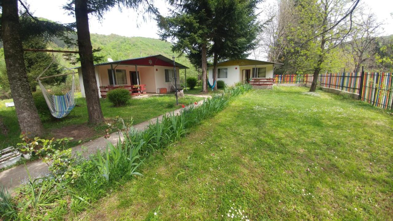 Къща За Гости Дъга Cherni Osum Exterior photo